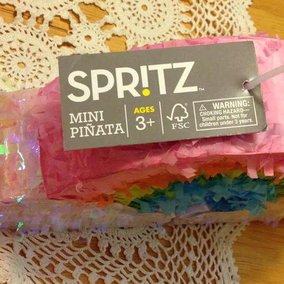 Party Supplies Mini Piñatas for birthday fun or special occasion - Picture 2 of 5